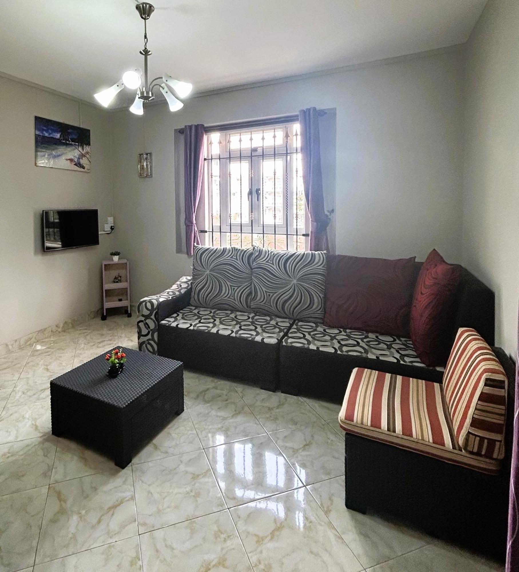 Apartment Huz Peer 1 *